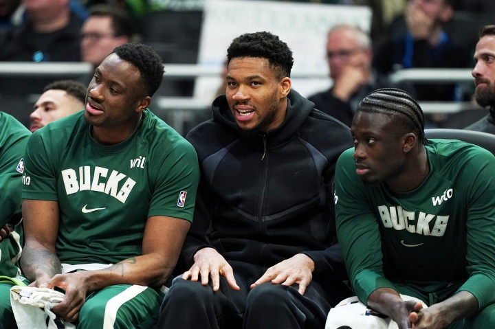 Kaiyun开云中国官网-Shams：字母哥目标是三兄弟一起登场 创NBA历史！